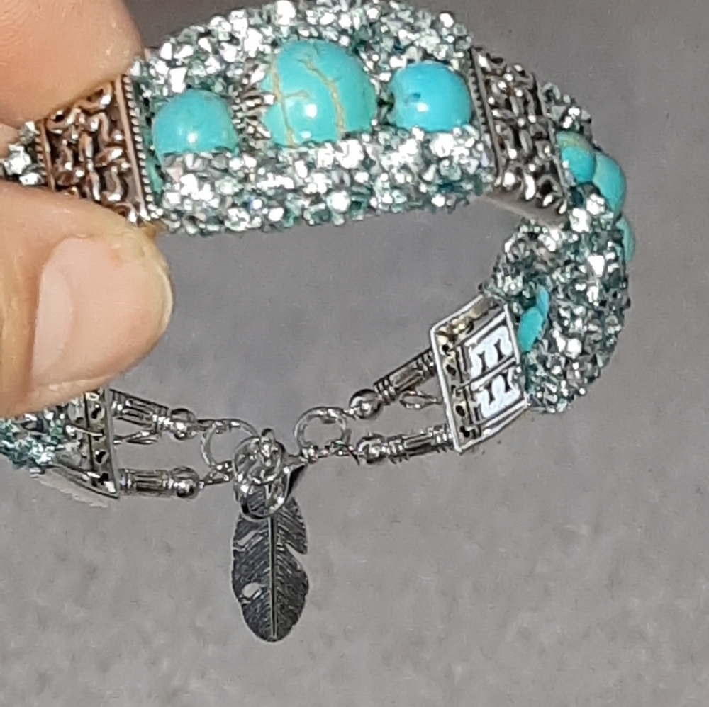 Bracelet - Picture 2 of 5